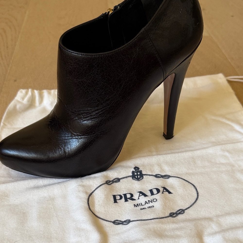 Prada Black Heeled Leather Boots - Picture 10 of 11